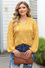 Load image into Gallery viewer, Black Plus Size Floral Print Ruched Split Neck Blouse
