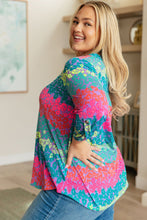 Load image into Gallery viewer, Green Leopard Stripes 3/4 Rolled Sleeve Plus Size Top
