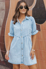 Load image into Gallery viewer, Beau Blue Mineral Wash Ruffled Short Sleeve Buttoned Denim Dress
