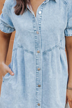 Load image into Gallery viewer, Beau Blue Mineral Wash Ruffled Short Sleeve Buttoned Denim Dress
