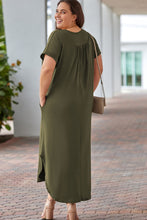 Load image into Gallery viewer, Black Plus Size V Neck Rolled Cuffs Maxi Dress
