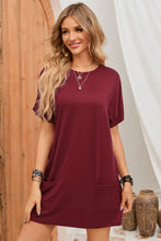 Load image into Gallery viewer, Gray Side Pockets Short Sleeve Tunic Top
