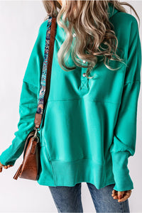 Green Batwing Sleeve Pocketed Henley Hoodie