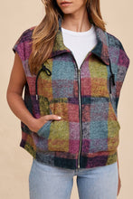 Load image into Gallery viewer, Multicolor Plaid Print Side Pockets Zipped Loose Vest
