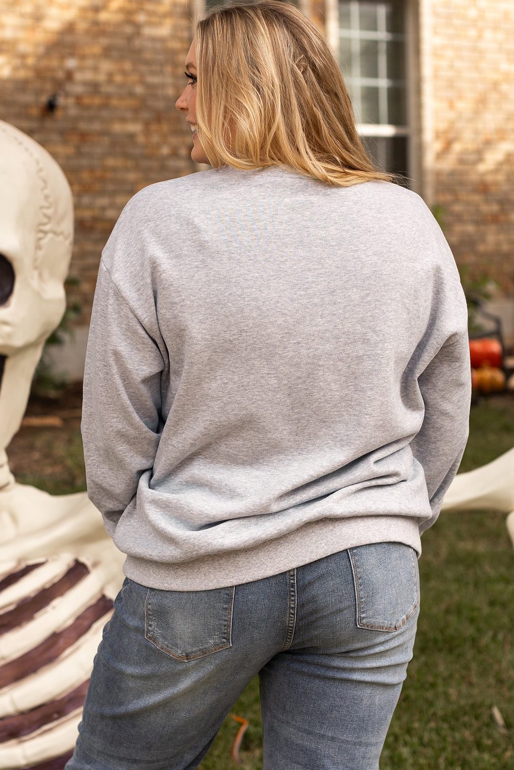 Light Grey Creep It Real Ghost Print Plus Size Sweatshirt