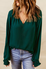 Load image into Gallery viewer, Green Pleated V Neck Puffy Sleeve Blouse
