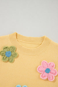 White Cute Flower Applique Short Sleeve Sweater