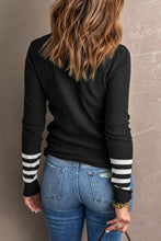 Load image into Gallery viewer, Green Striped Sleeve Plain Knit Sweater
