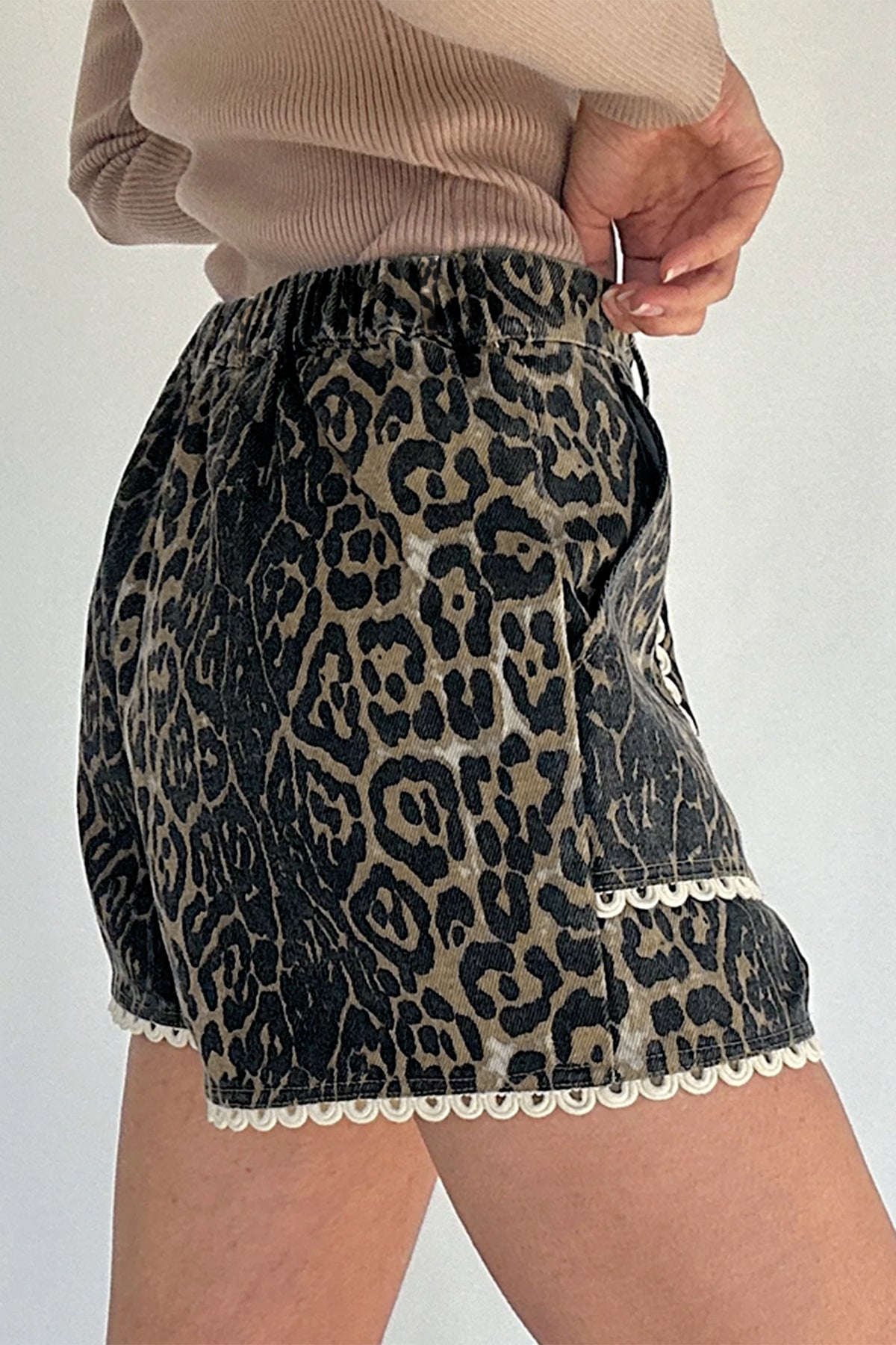 Khaki Contrast Scalloped Lace Trim Leopard Denim Shorts