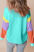 Load image into Gallery viewer, Green Colorblock Patchwork Long Sleeve Loose Top
