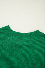 Load image into Gallery viewer, Dark Green Ruffled Sleeve Summer Top and Cropped Loose Pants Set
