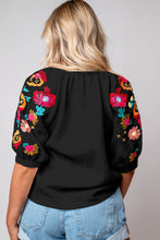 Load image into Gallery viewer, White Floral Embroidered Ricrac Puff Sleeve Textured Blouse
