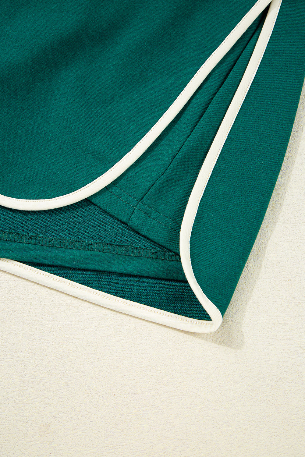 Bonbon Plus Size Contrast Trim T Shirt and Skirt Two Piece Set