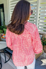 Load image into Gallery viewer, Pink Plus Size Floral Print Frilled Neck Puff Sleeve Top
