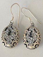 Load image into Gallery viewer, Sterling Silver Dangle Earrings Oval Filigree Flower Design Bali
